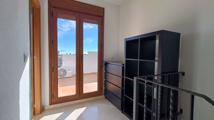 Image No.25-3 Bed Villa for sale