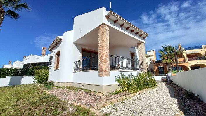 Image No.41-3 Bed Villa for sale