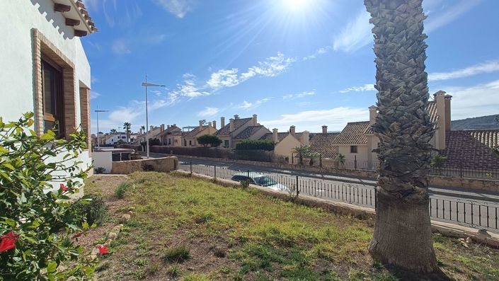 Image No.43-3 Bed Villa for sale