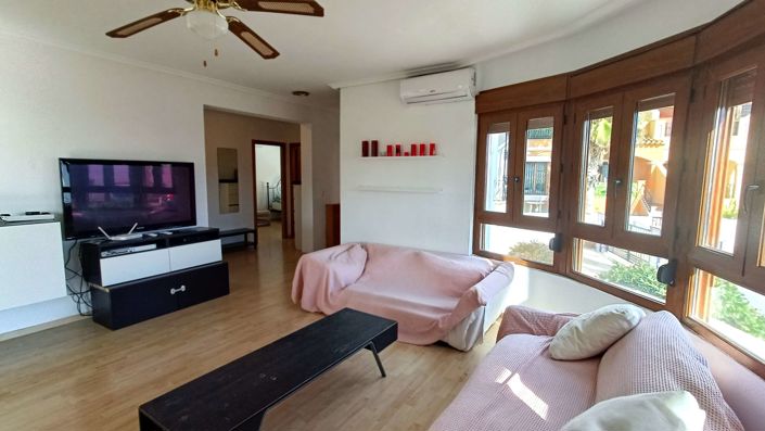 Image No.5-3 Bed Villa for sale