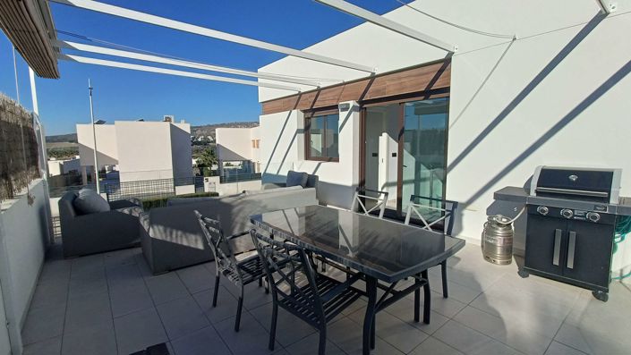 Image No.27-2 Bed Villa for sale