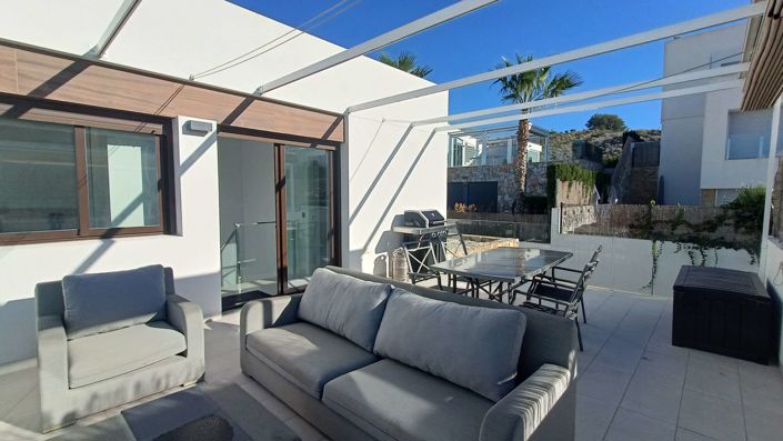 Image No.29-2 Bed Villa for sale