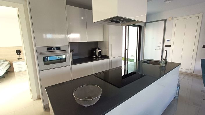 Image No.7-2 Bed Villa for sale