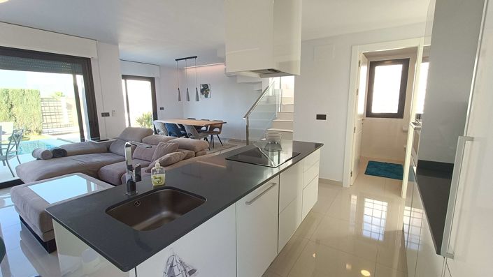 Image No.8-2 Bed Villa for sale