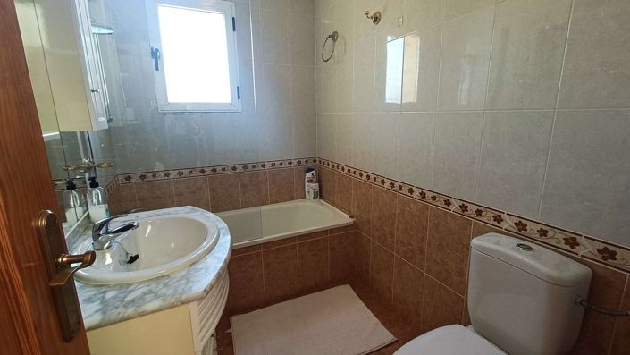 Image No.16-3 Bed Quad for sale