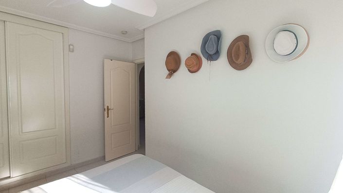 Image No.14-2 Bed Apartment for sale