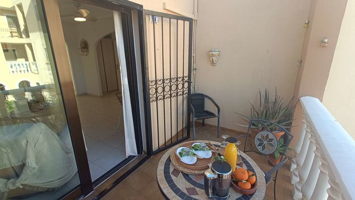 Image No.24-2 Bed Apartment for sale