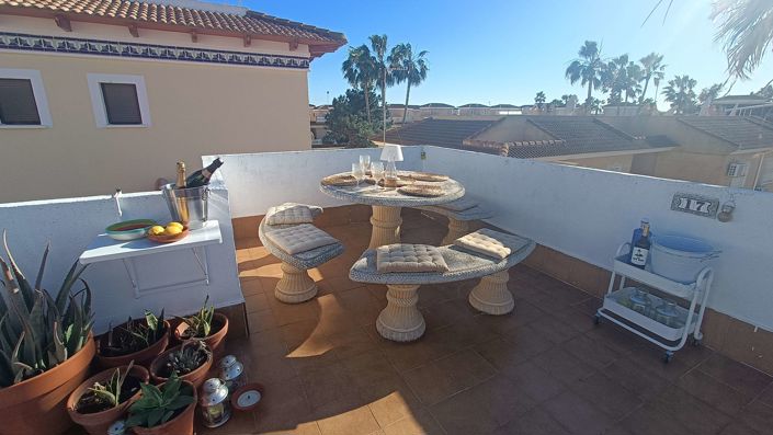 Image No.30-2 Bed Apartment for sale