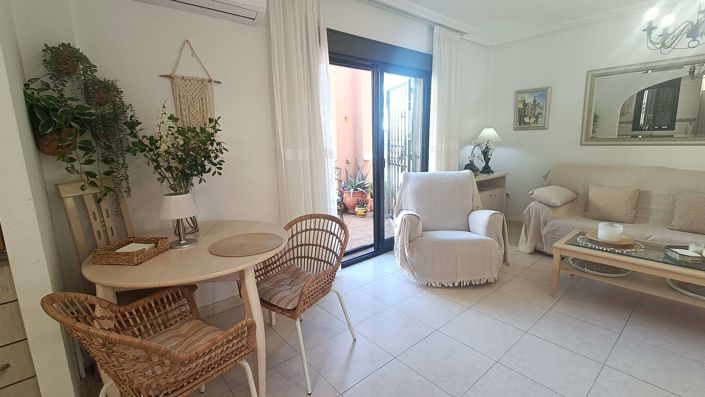 Image No.8-2 Bed Apartment for sale