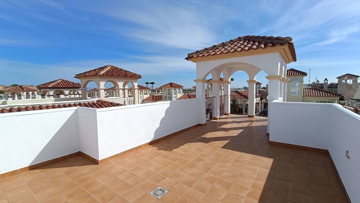 Image No.19-2 Bed Villa for sale