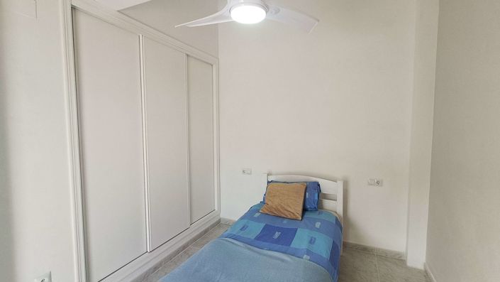 Image No.17-2 Bed Villa for sale