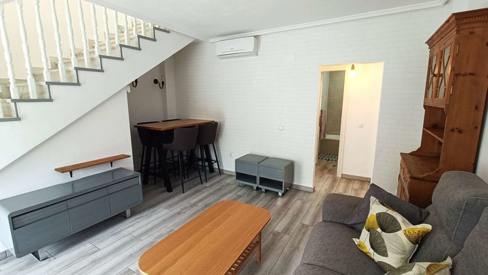 Image No.5-2 Bed Villa for sale