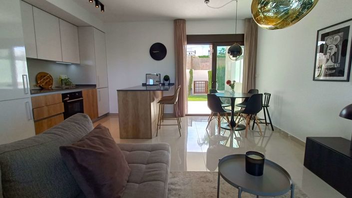 Image No.11-2 Bed Apartment for sale