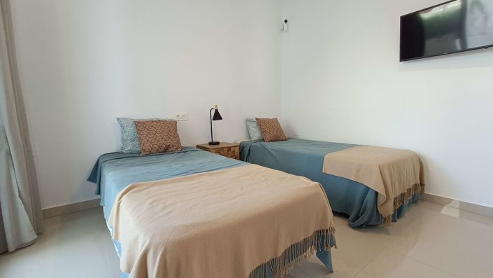 Image No.13-2 Bed Apartment for sale