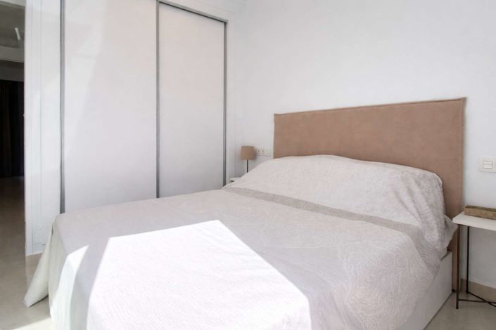 Image No.20-2 Bed Apartment for sale