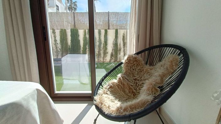 Image No.21-2 Bed Apartment for sale