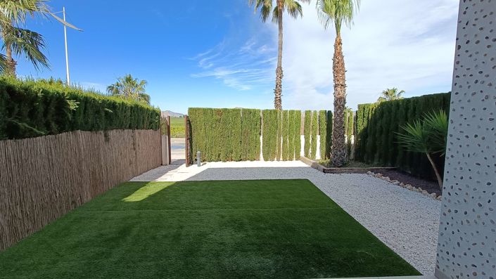 Image No.25-2 Bed Apartment for sale