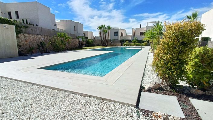 Image No.30-2 Bed Apartment for sale