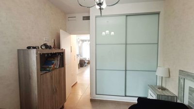 13195modernsouthfacingtownhousewithsolariuman