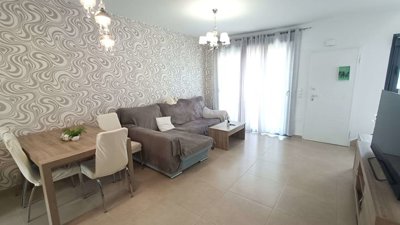 13195modernsouthfacingtownhousewithsolariuman