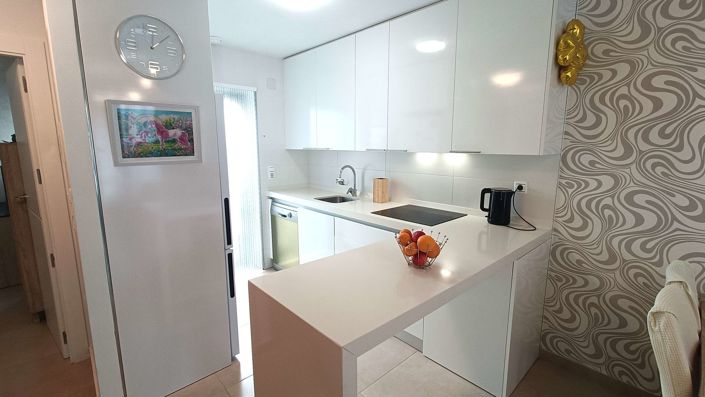 Image No.8-3 Bed Townhouse for sale