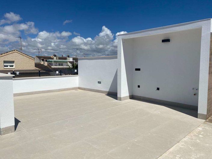 Image No.24-2 Bed Apartment for sale