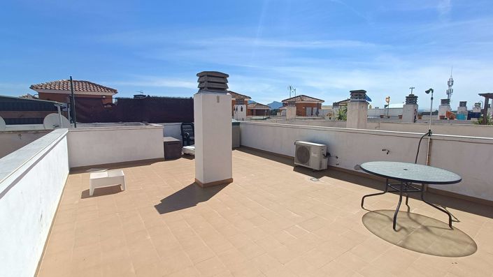 Image No.23-2 Bed Apartment for sale