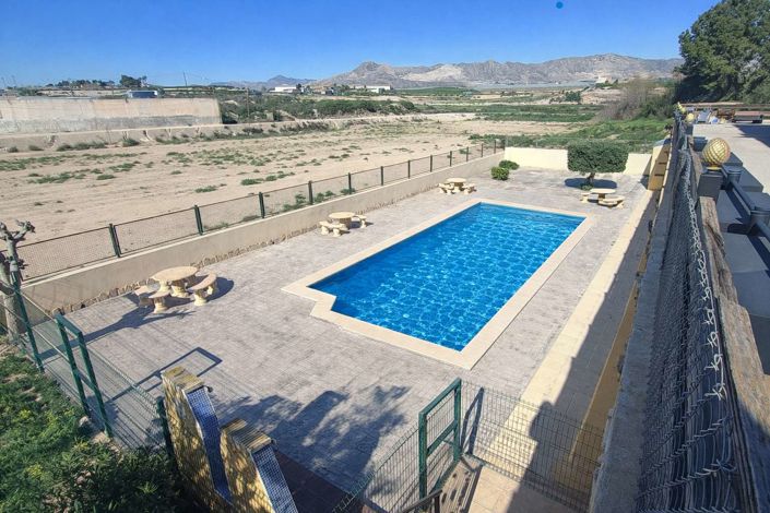 Image No.28-2 Bed Apartment for sale