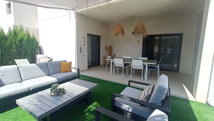 Image No.21-2 Bed Apartment for sale