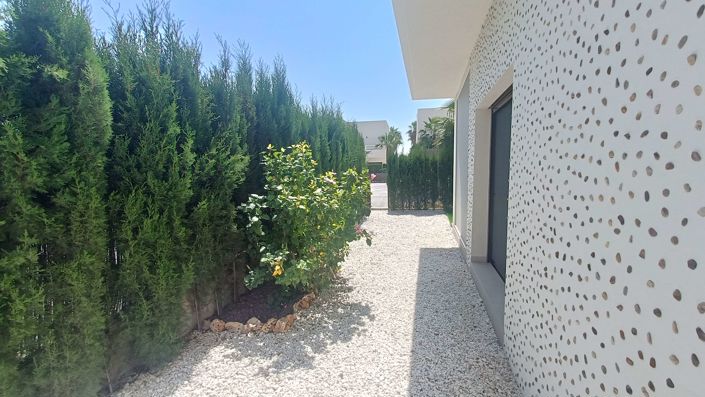 Image No.27-2 Bed Apartment for sale