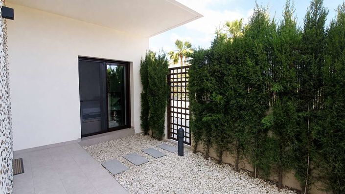Image No.28-2 Bed Apartment for sale