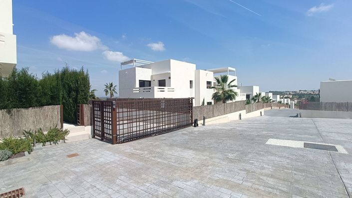 Image No.35-2 Bed Apartment for sale