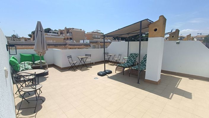 Image No.18-2 Bed Apartment for sale
