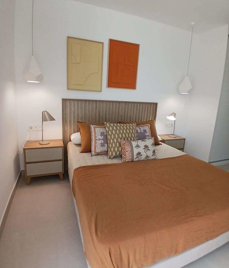 Image No.8-3 Bed Quad for sale