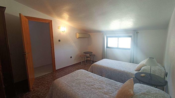 Image No.24-6 Bed Villa for sale