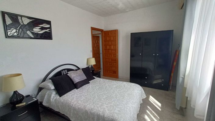 Image No.51-6 Bed Villa for sale