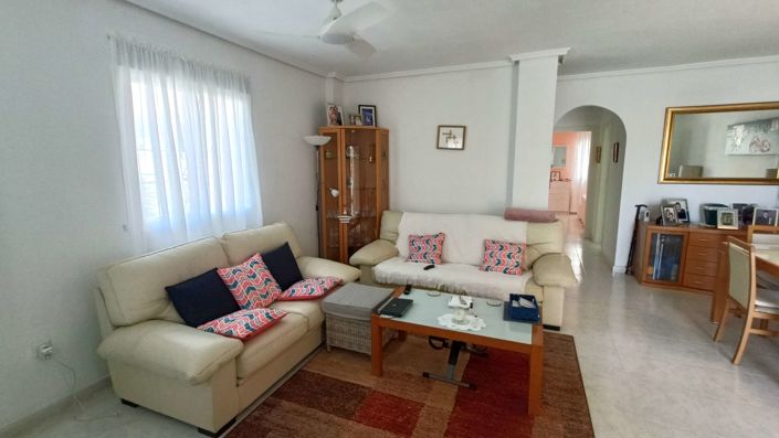 Image No.11-3 Bed Townhouse for sale