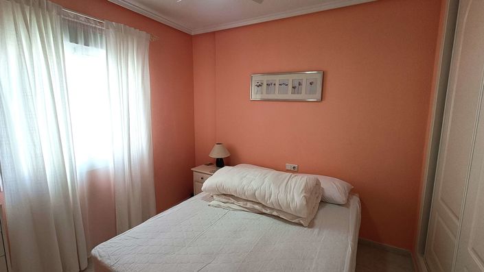 Image No.18-3 Bed Townhouse for sale