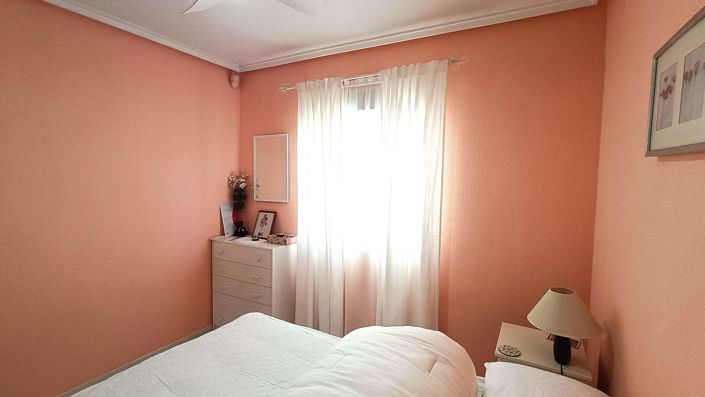 Image No.20-3 Bed Townhouse for sale