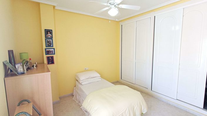 Image No.24-3 Bed Townhouse for sale