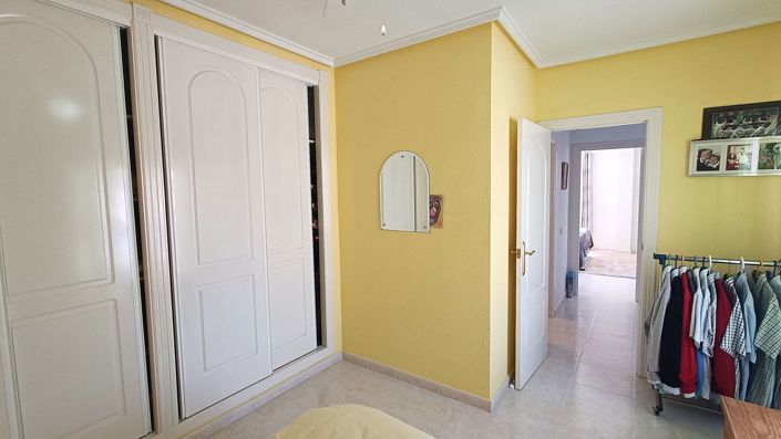 Image No.27-3 Bed Townhouse for sale
