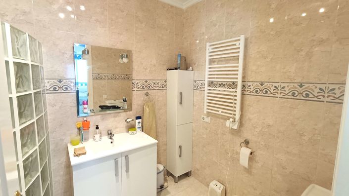 Image No.31-3 Bed Townhouse for sale