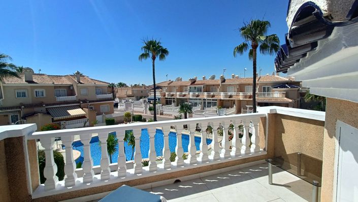 Image No.40-3 Bed Townhouse for sale