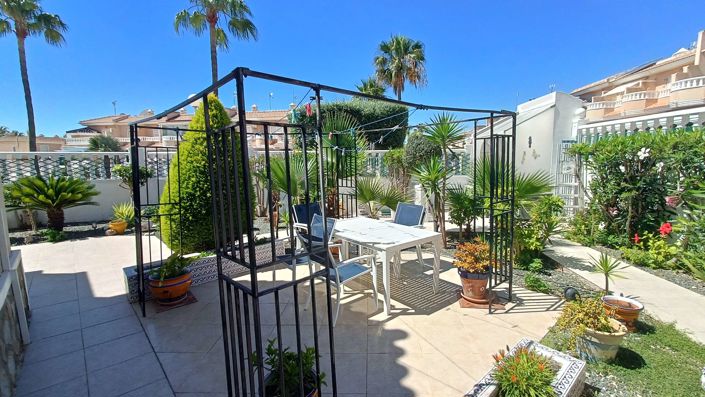 Image No.47-3 Bed Townhouse for sale