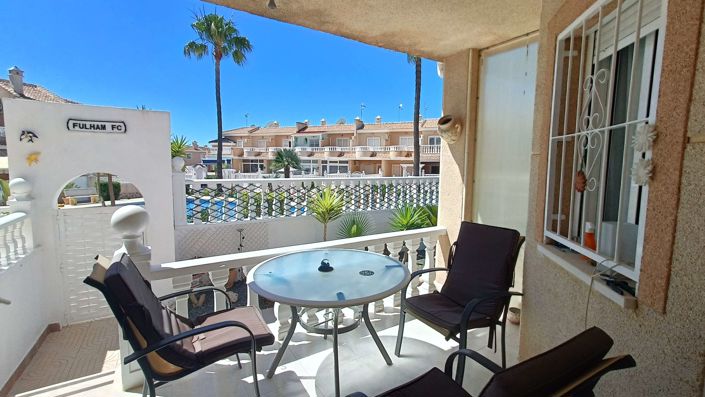 Image No.6-3 Bed Townhouse for sale