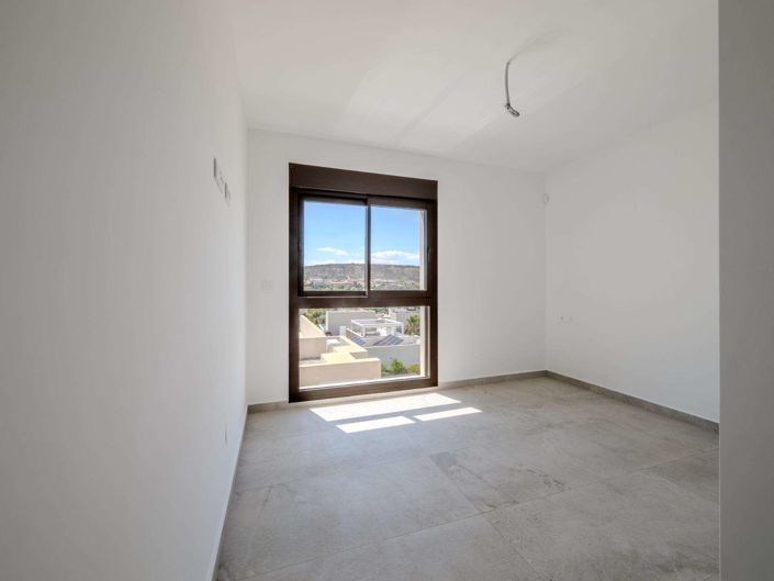 Image No.16-3 Bed Villa for sale