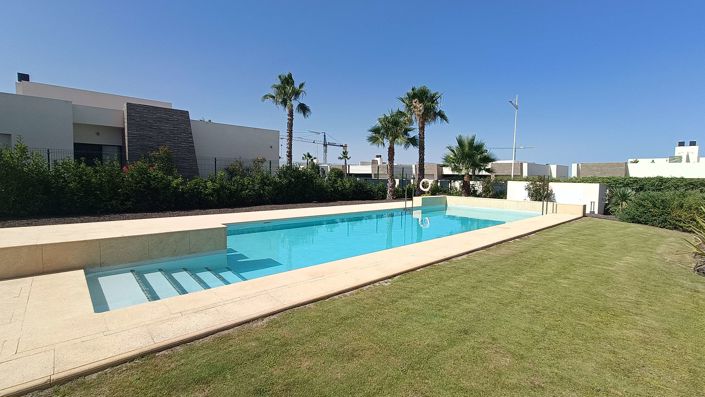 Image No.32-2 Bed Apartment for sale