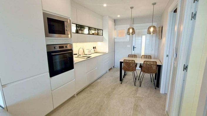 Image No.5-2 Bed Apartment for sale