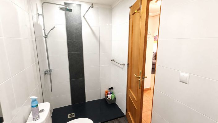 Image No.18-2 Bed Apartment for sale