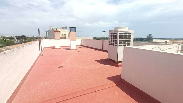 Image No.23-2 Bed Apartment for sale